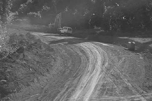 Gravel road in Papua New Guinea
